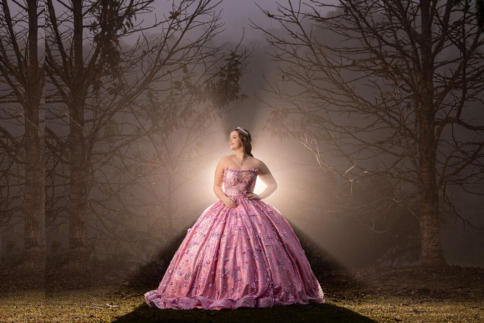 Ensaio de 15 anos de Stela no castelo MontSalvat em São Francisco de Paula Serra Gaúcha