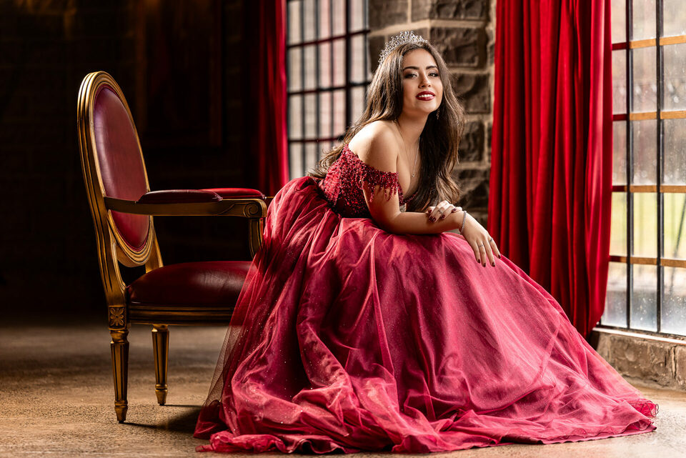 Ensaio de 15 anos de Alana Jacques no Castelo MontSalvat em São Francisco de Paula Serra Gaúcha